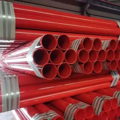 日照涂塑钢管的摩擦阻力小的原因除了塑料涂层的表面光滑度外，还包括以下几个方面